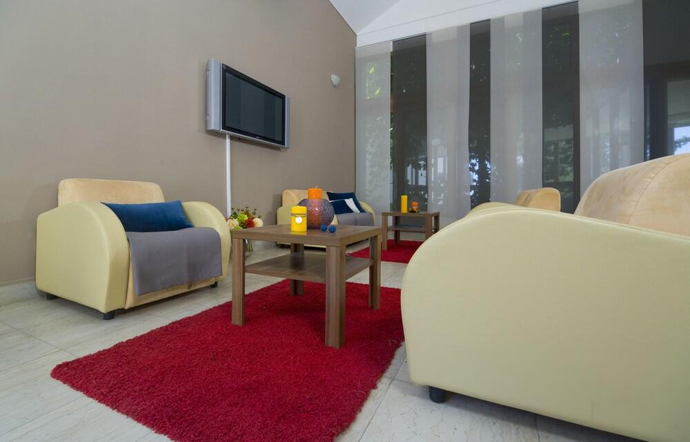 Hotel Laguna Gradac  Dış mekan fotoğraf